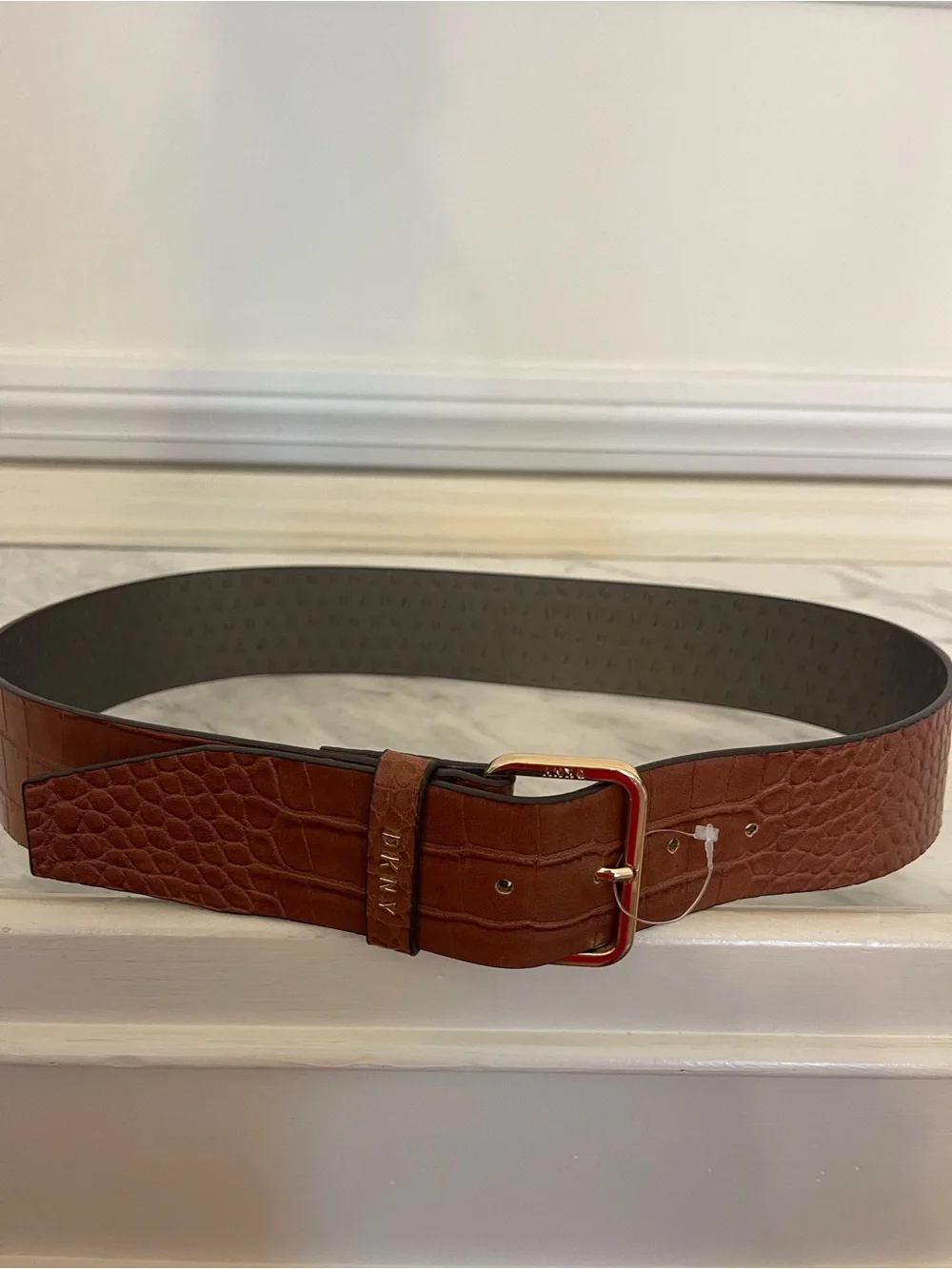 Dkny Brown Croc-Embossed Leather Belt with Gold Buckle